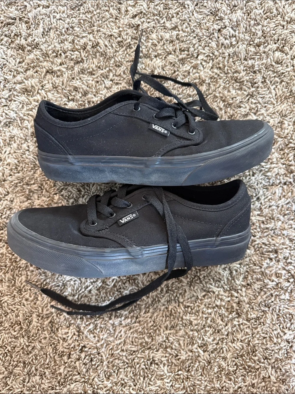 Vans Youth size 5 All-Black Canvas Low Top Sneakers